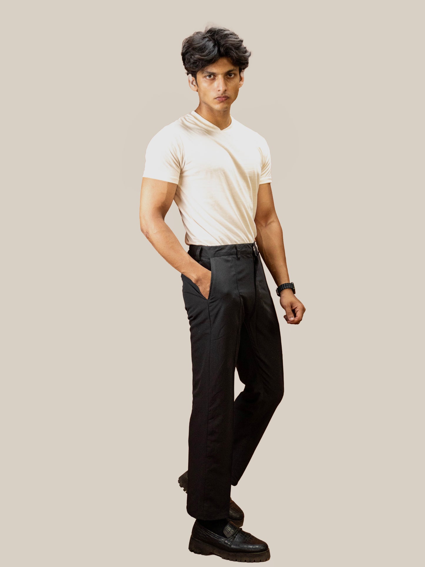 WHITE PLAIN T-SHIRT